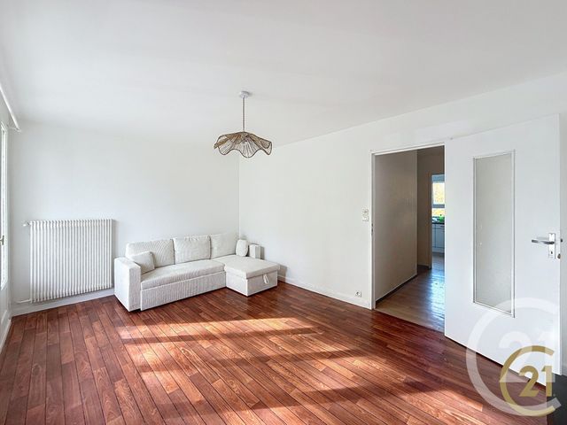 Appartement F3 à vendre - 3 pièces - 66.1 m2 - MONTBELIARD - 25 - FRANCHE-COMTE - Century 21 Agence De La Gare