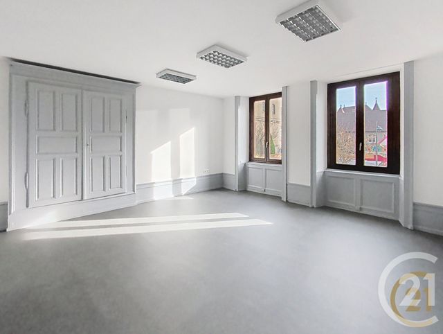 Appartement F1 bis à vendre - 2 pièces - 53.0 m2 - MONTBELIARD - 25 - FRANCHE-COMTE - Century 21 Agence De La Gare