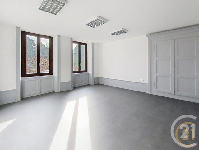 Appartement F1 bis à vendre - 2 pièces - 53.0 m2 - MONTBELIARD - 25 - FRANCHE-COMTE - Century 21 Agence De La Gare