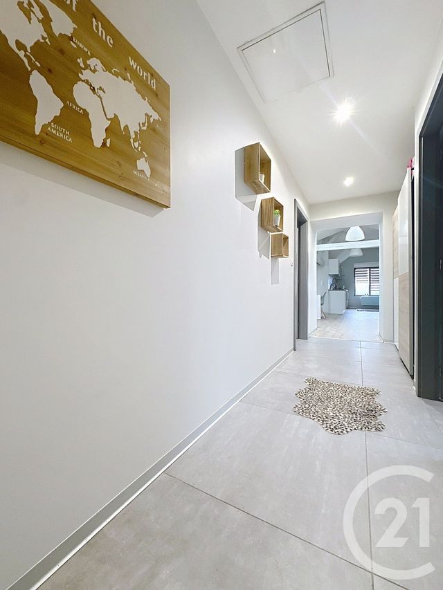 Appartement F4 à vendre - 4 pièces - 103.0 m2 - MONTBELIARD - 25 - FRANCHE-COMTE - Century 21 Agence De La Gare