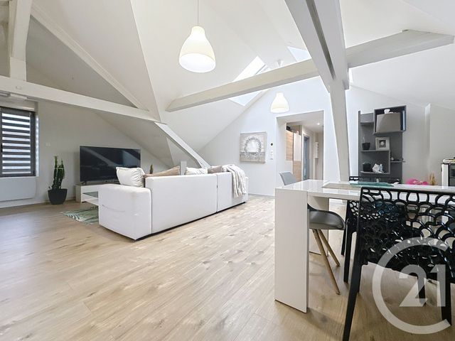 Appartement F4 à vendre - 4 pièces - 103.0 m2 - MONTBELIARD - 25 - FRANCHE-COMTE - Century 21 Agence De La Gare