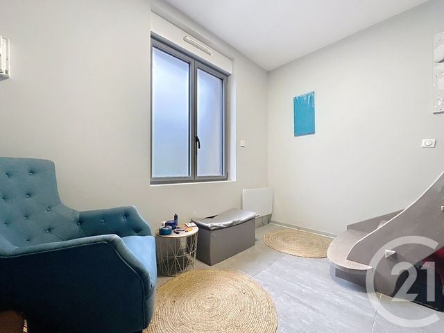 Appartement F4 à vendre - 4 pièces - 103.0 m2 - MONTBELIARD - 25 - FRANCHE-COMTE - Century 21 Agence De La Gare