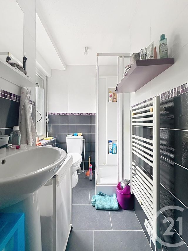 Appartement F2 à louer - 2 pièces - 25.0 m2 - AUDINCOURT - 25 - FRANCHE-COMTE - Century 21 Agence De La Gare