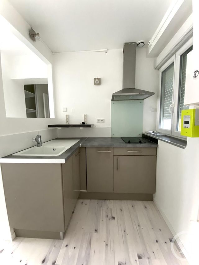 Appartement F2 à louer - 2 pièces - 35.5 m2 - MONTBELIARD - 25 - FRANCHE-COMTE - Century 21 Agence De La Gare