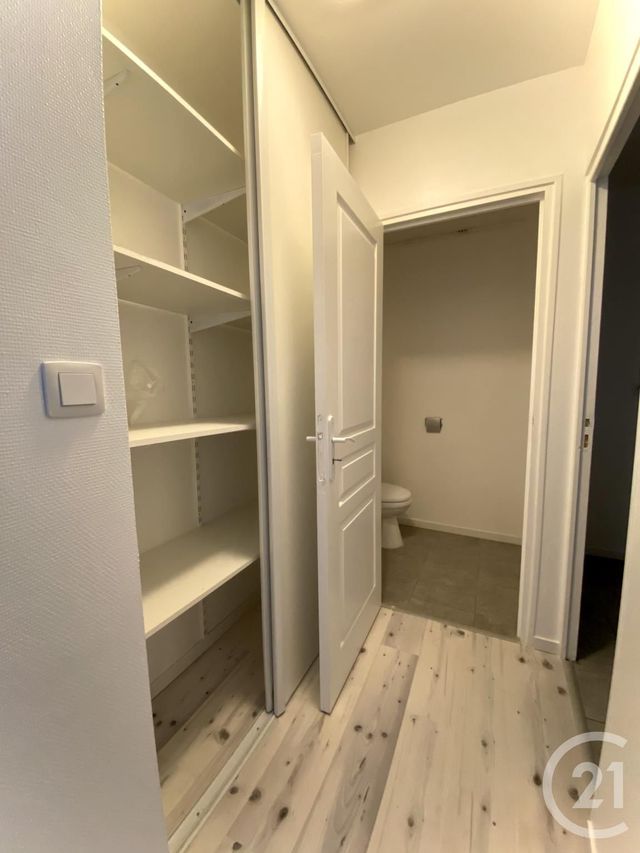 Appartement F2 à louer - 2 pièces - 35.5 m2 - MONTBELIARD - 25 - FRANCHE-COMTE - Century 21 Agence De La Gare