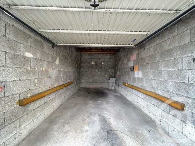 parking à louer - 13.0 m2 - MONTBELIARD - 25 - FRANCHE-COMTE - Century 21 Agence De La Gare