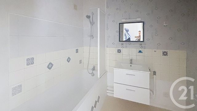 Appartement F2 à vendre - 2 pièces - 51.0 m2 - L ISLE SUR LE DOUBS - 25 - FRANCHE-COMTE - Century 21 Agence De La Gare