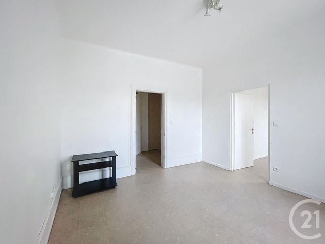 Appartement F2 à louer - 2 pièces - 52.31 m2 - MONTBELIARD - 25 - FRANCHE-COMTE - Century 21 Agence De La Gare