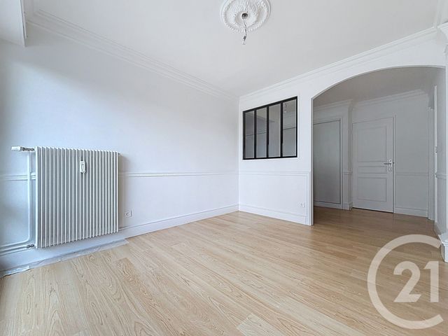 Appartement F3 à louer - 3 pièces - 62.0 m2 - MONTBELIARD - 25 - FRANCHE-COMTE - Century 21 Agence De La Gare