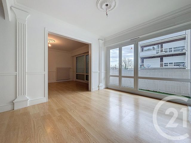 Appartement F3 à louer - 3 pièces - 62.0 m2 - MONTBELIARD - 25 - FRANCHE-COMTE - Century 21 Agence De La Gare