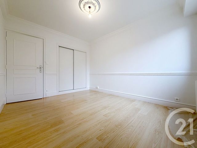 Appartement F3 à louer - 3 pièces - 62.0 m2 - MONTBELIARD - 25 - FRANCHE-COMTE - Century 21 Agence De La Gare