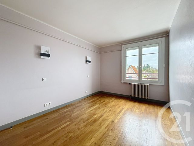 Appartement F3 à louer - 3 pièces - 53.0 m2 - MONTBELIARD - 25 - FRANCHE-COMTE - Century 21 Agence De La Gare