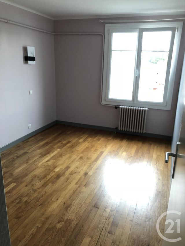 Appartement F3 à louer - 3 pièces - 53.0 m2 - MONTBELIARD - 25 - FRANCHE-COMTE - Century 21 Agence De La Gare
