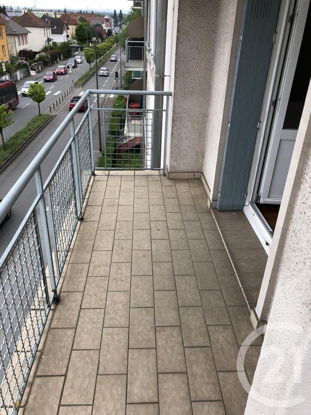 Appartement F3 à louer - 3 pièces - 53.0 m2 - MONTBELIARD - 25 - FRANCHE-COMTE - Century 21 Agence De La Gare