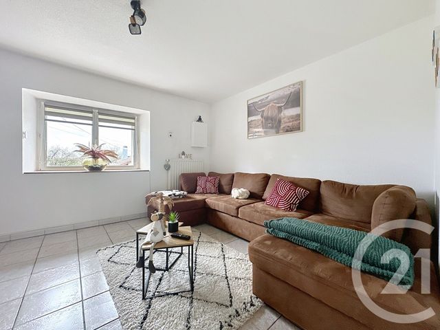 Appartement F4 à louer - 4 pièces - 90.0 m2 - MONTENOIS - 25 - FRANCHE-COMTE - Century 21 Agence De La Gare