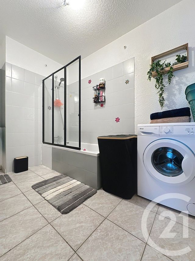 Appartement F4 à louer - 4 pièces - 90.0 m2 - MONTENOIS - 25 - FRANCHE-COMTE - Century 21 Agence De La Gare