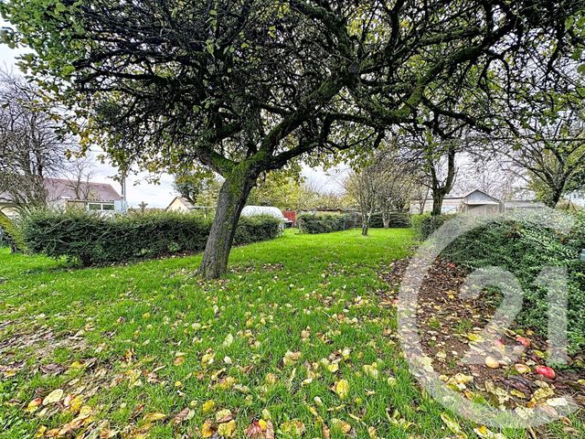 Appartement F4 à louer - 4 pièces - 90.0 m2 - MONTENOIS - 25 - FRANCHE-COMTE - Century 21 Agence De La Gare