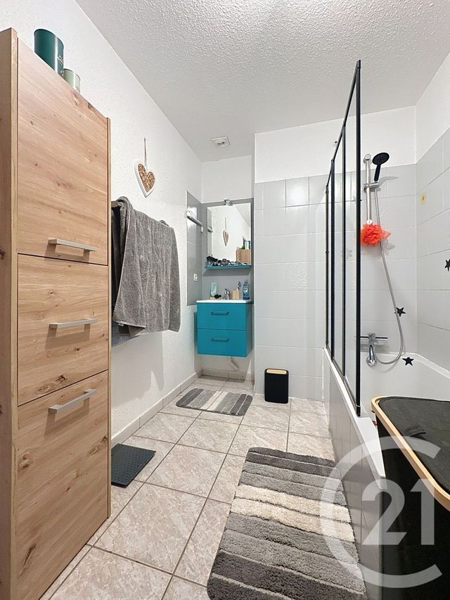 Appartement F4 à louer - 4 pièces - 90.0 m2 - MONTENOIS - 25 - FRANCHE-COMTE - Century 21 Agence De La Gare