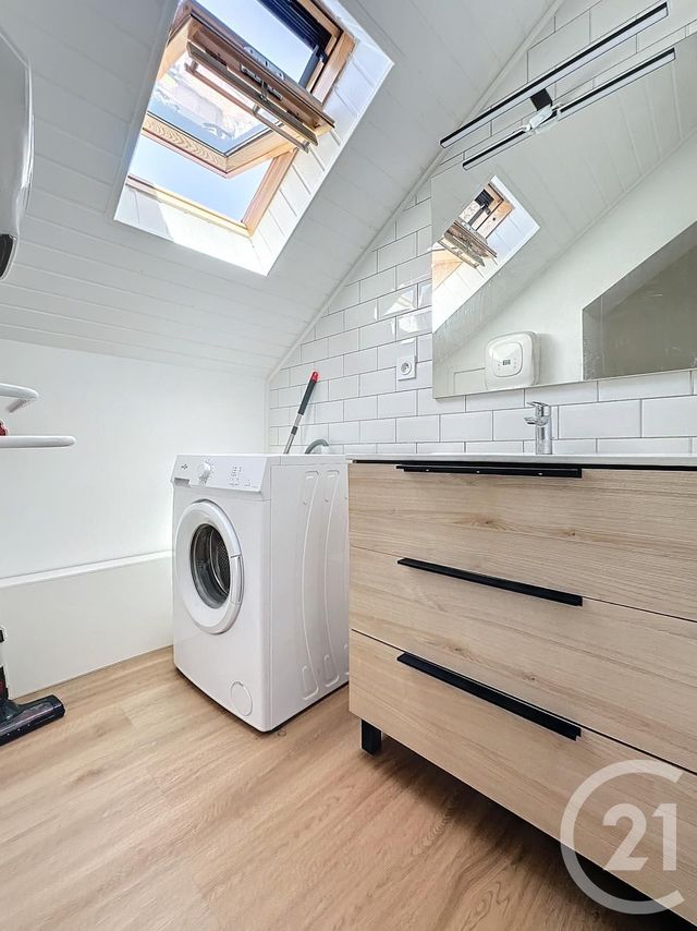 Appartement F2 à louer - 2 pièces - 37.0 m2 - MONTBELIARD - 25 - FRANCHE-COMTE - Century 21 Agence De La Gare