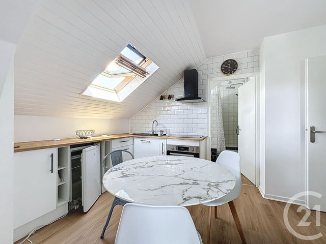 Appartement F2 à louer - 2 pièces - 37.0 m2 - MONTBELIARD - 25 - FRANCHE-COMTE - Century 21 Agence De La Gare