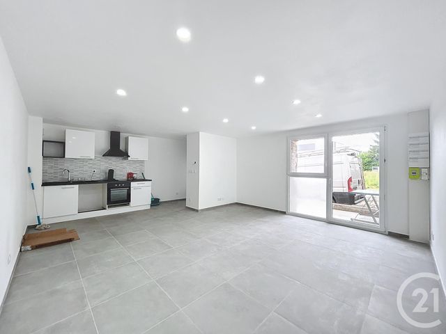 Appartement F3 à louer - 3 pièces - 63.22 m2 - TREVENANS - 90 - FRANCHE-COMTE - Century 21 Agence De La Gare