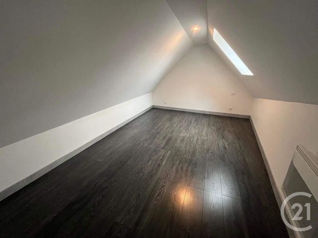 Appartement F2 à louer - 2 pièces - 50.0 m2 - MONTBELIARD - 25 - FRANCHE-COMTE - Century 21 Agence De La Gare