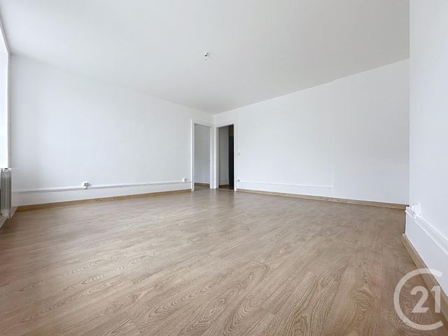 Afficher la photo en grand Appartement F2 à louer - 2 pièces - 57.0 m2 - MONTBELIARD - 25 - FRANCHE-COMTE - Century 21 Agence De La Gare