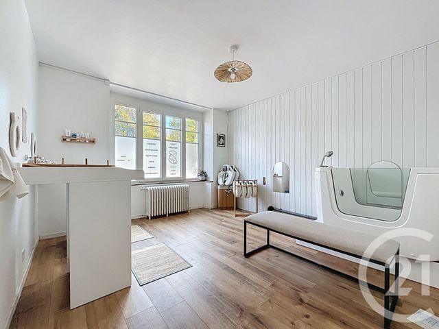 Afficher la photo en grand Appartement Local à louer - 3 pièces - 75.0 m2 - SELONCOURT - 25 - FRANCHE-COMTE - Century 21 Agence De La Gare