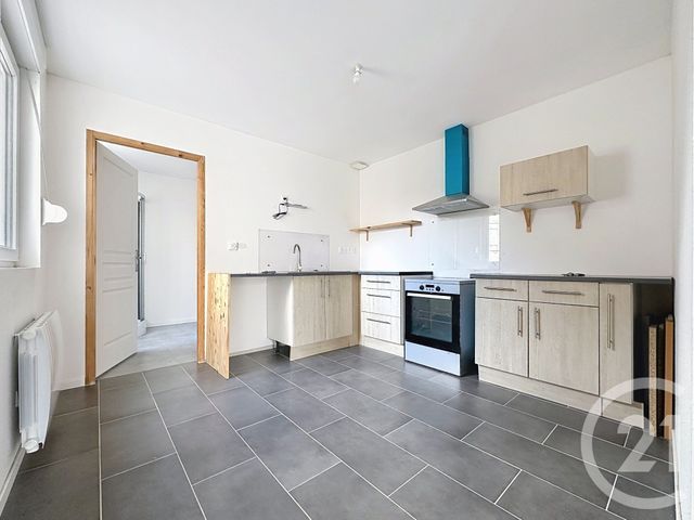 Afficher la photo en grand Appartement F3 à louer - 3 pièces - 75.0 m2 - CHAMPEY - 70 - FRANCHE-COMTE - Century 21 Agence De La Gare