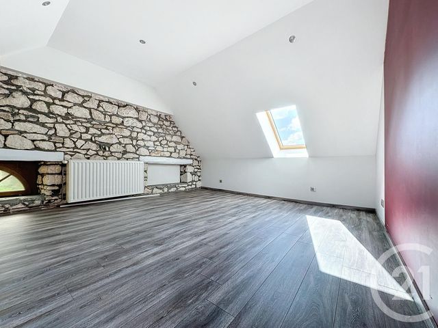 Appartement F5 à louer - 5 pièces - 92.5 m2 - STE SUZANNE - 25 - FRANCHE-COMTE - Century 21 Agence De La Gare