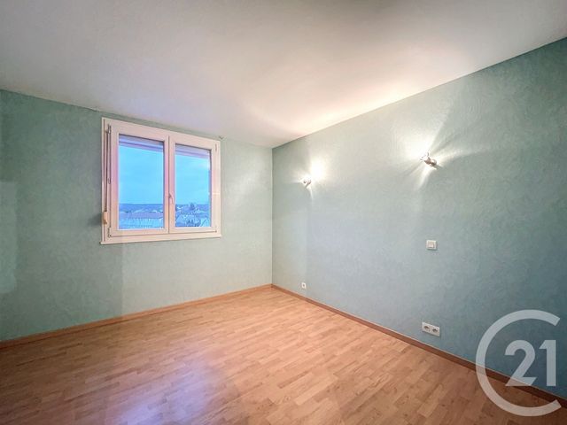 Afficher la photo en grand Appartement F4 à louer - 4 pièces - 73.0 m2 - AUDINCOURT - 25 - FRANCHE-COMTE - Century 21 Agence De La Gare