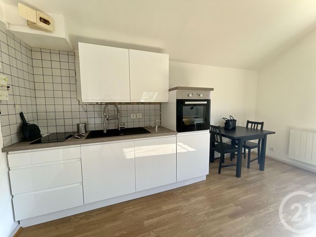 Appartement F2 à louer - 2 pièces - 29.0 m2 - MANDEURE - 25 - FRANCHE-COMTE - Century 21 Agence De La Gare