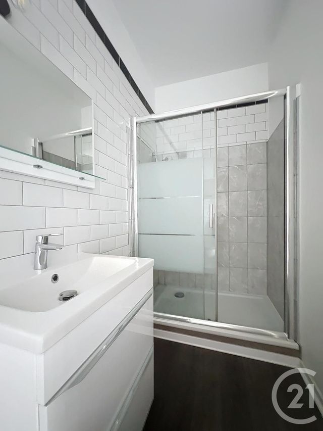 Appartement F1 à louer - 1 pièce - 35.0 m2 - MONTBELIARD - 25 - FRANCHE-COMTE - Century 21 Agence De La Gare