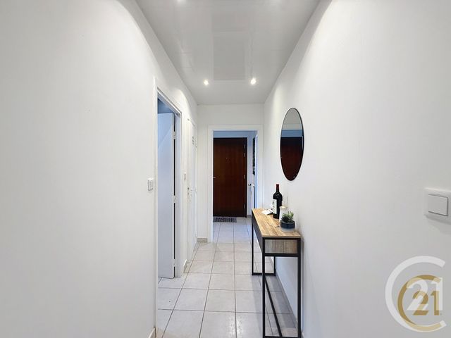 Appartement F4 à vendre - 4 pièces - 79.14 m2 - MONTBELIARD - 25 - FRANCHE-COMTE - Century 21 Agence De La Gare