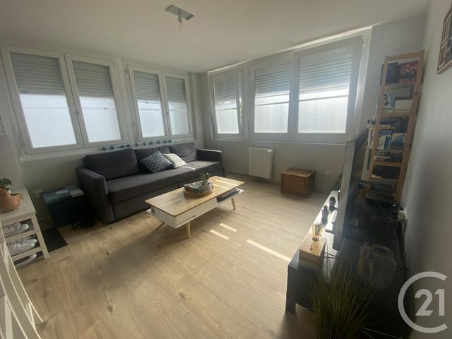 Appartement F2 à louer - 2 pièces - 45.0 m2 - EXINCOURT - 25 - FRANCHE-COMTE - Century 21 Agence De La Gare