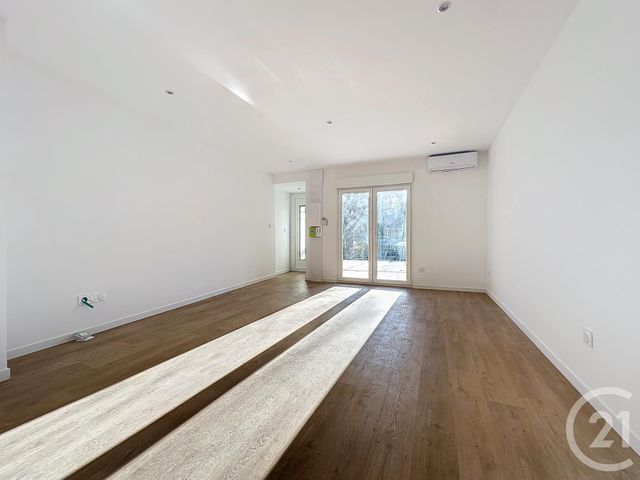 Appartement F3 à louer - 3 pièces - 75.0 m2 - MONTBELIARD - 25 - FRANCHE-COMTE - Century 21 Agence De La Gare