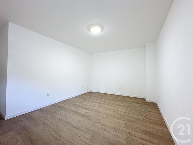 Appartement F3 à louer - 3 pièces - 75.0 m2 - MONTBELIARD - 25 - FRANCHE-COMTE - Century 21 Agence De La Gare