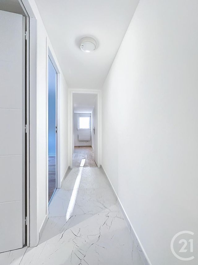 Appartement F3 à louer - 3 pièces - 75.0 m2 - MONTBELIARD - 25 - FRANCHE-COMTE - Century 21 Agence De La Gare