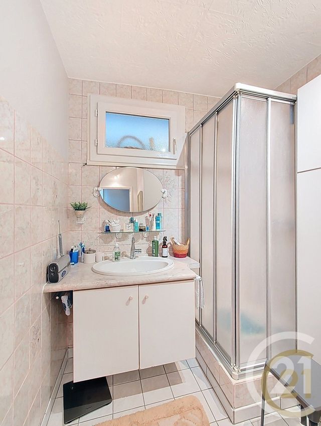 Appartement F4 à vendre - 4 pièces - 72.4 m2 - MONTBELIARD - 25 - FRANCHE-COMTE - Century 21 Agence De La Gare