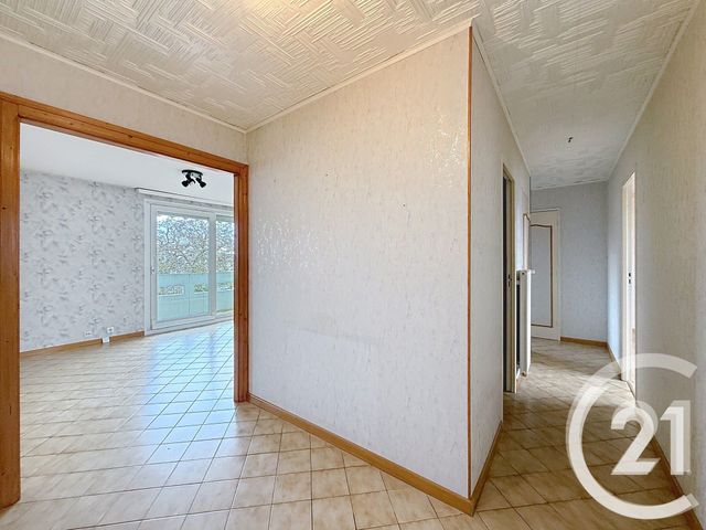 Appartement F4 à vendre - 4 pièces - 75.47 m2 - MONTBELIARD - 25 - FRANCHE-COMTE - Century 21 Agence De La Gare