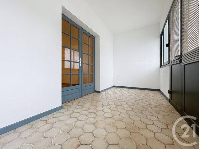 maison à louer - 3 pièces - 70.0 m2 - VALENTIGNEY - 25 - FRANCHE-COMTE - Century 21 Agence De La Gare