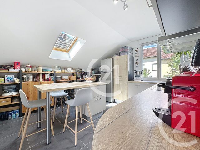 Appartement T4 à vendre - 4 pièces - 85.31 m2 - MONTBELIARD - 25 - FRANCHE-COMTE - Century 21 Agence De La Gare
