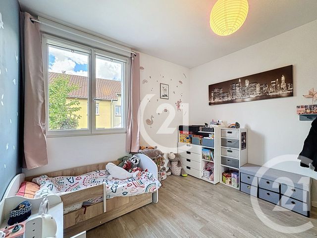 Appartement T4 à vendre - 4 pièces - 85.31 m2 - MONTBELIARD - 25 - FRANCHE-COMTE - Century 21 Agence De La Gare
