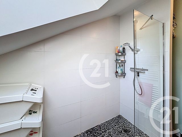 Appartement T4 à vendre - 4 pièces - 85.31 m2 - MONTBELIARD - 25 - FRANCHE-COMTE - Century 21 Agence De La Gare