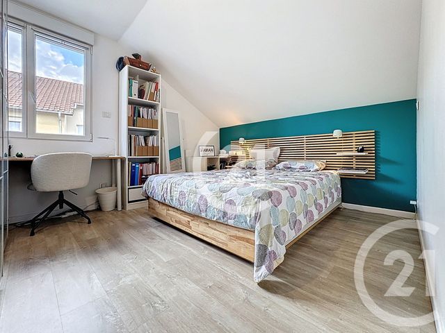 Appartement T4 à vendre - 4 pièces - 85.31 m2 - MONTBELIARD - 25 - FRANCHE-COMTE - Century 21 Agence De La Gare