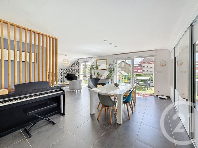 Appartement T4 à vendre - 4 pièces - 85.31 m2 - MONTBELIARD - 25 - FRANCHE-COMTE - Century 21 Agence De La Gare