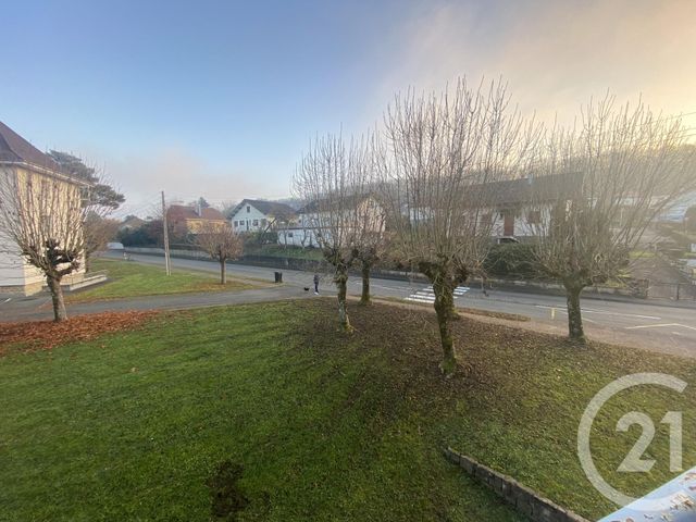 Appartement F4 à louer - 4 pièces - 77.0 m2 - GRAND CHARMONT - 25 - FRANCHE-COMTE - Century 21 Agence De La Gare