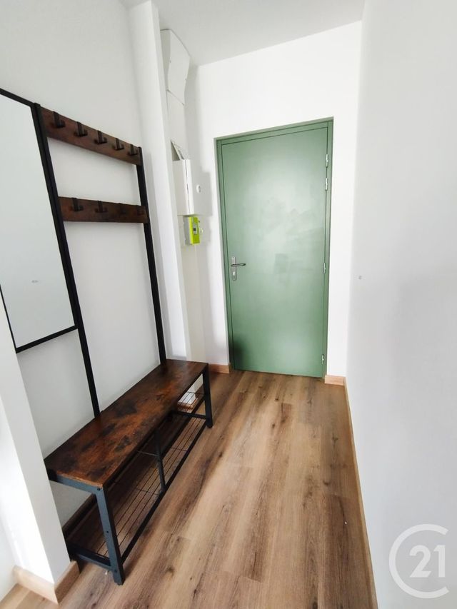 Appartement T2 à louer - 2 pièces - 40.0 m2 - MONTBELIARD - 25 - FRANCHE-COMTE - Century 21 Agence De La Gare