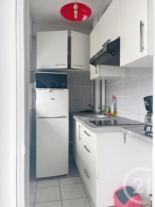 Appartement F1 à louer - 1 pièce - 16.47 m2 - MONTBELIARD - 25 - FRANCHE-COMTE - Century 21 Agence De La Gare