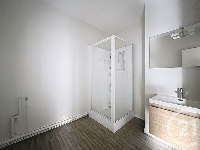 Appartement F2 à louer - 2 pièces - 58.0 m2 - MONTBELIARD - 25 - FRANCHE-COMTE - Century 21 Agence De La Gare